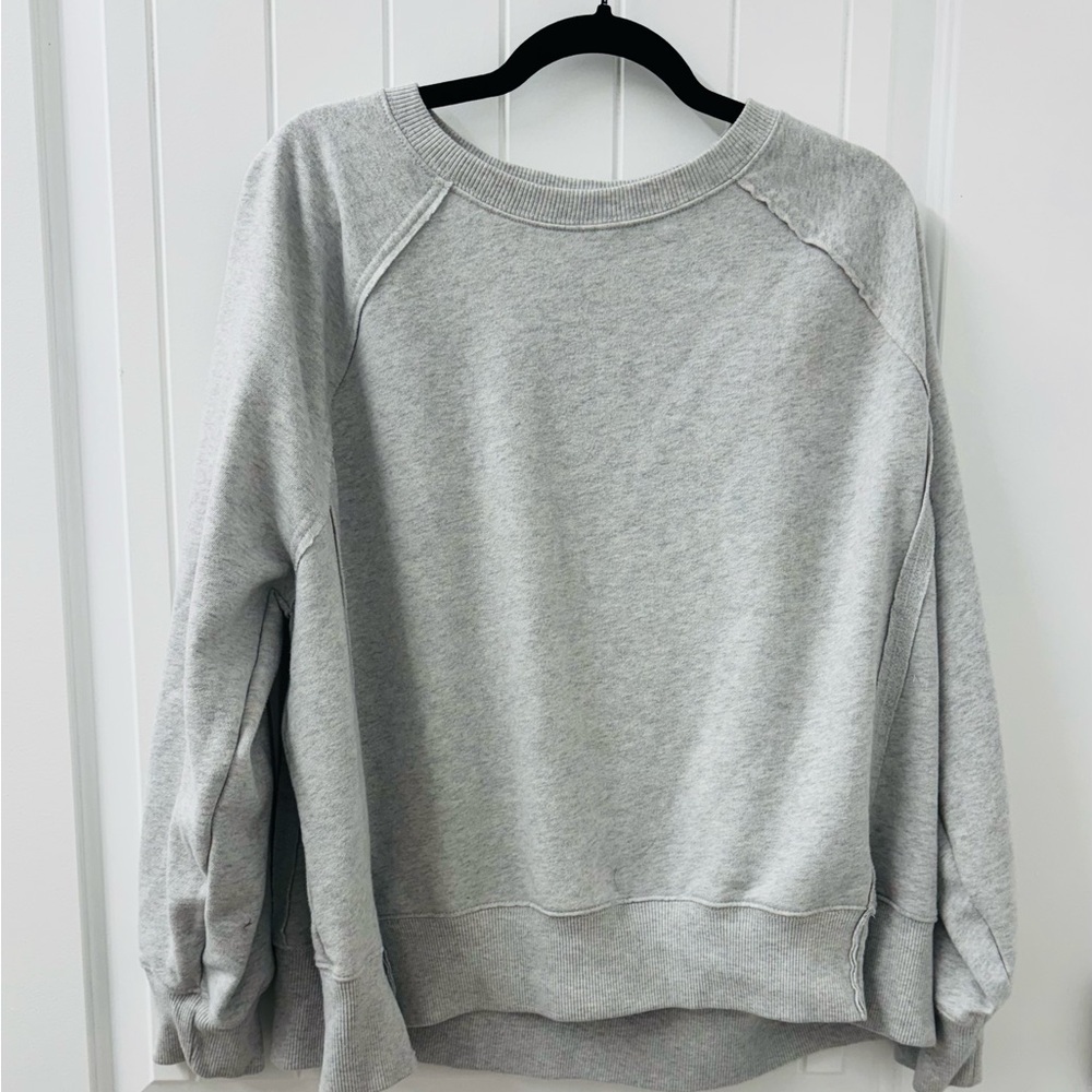 American Eagle Gray Crewneck Sweatshirt